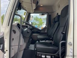 DAF LF230 DC 12t Möbelkoffer Filz Tür LBW1500 AHK