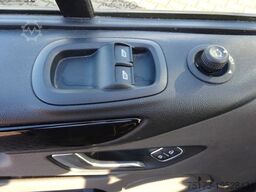 FORD Transit Custom 320 L2H1 Sport Aut. Navi