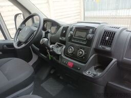 Peugeot Boxer 330
