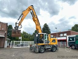 LIEBHERR LH 24 M Litronic Umschlagbagger + Sortiergreifer