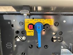 SCHMITZ CARGOBULL SKI 24 SL 7.2- 24.6m3/ne/Liftachse/LED