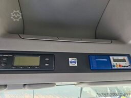 VOLVO FH 480 Kühler mit Kühlanhänger, LBW+Türen