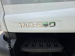 IVECO 140E25