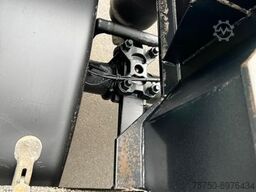  H&W 3- Achs Auflieger für Presscontainer