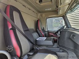 Volvo FMX 460 10x4 / 30m3 TIPPER / MINING