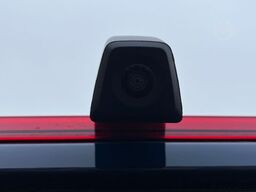 VOLKSWAGEN CRAFTER AUTOMATIK 8 SITZER STANDHEIZUNG KAMERA