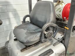 Nissan UGD 02 A 30 PQ