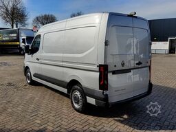 Renault Master 170.35 EURO 6 L2H2 GESLOTEN GRIJS META...