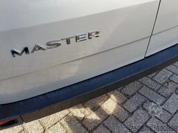 Renault Master 170.35 EURO 6 L2H2 GESLOTEN GRIJS META...
