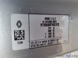 Renault Master 170.35  EURO 6  L2H2 GESLOTEN GRIJS META...