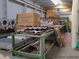 IPVET EPS/MW custom sandwich panel