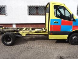 MERCEDES-BENZ Sprinter 516 Automatik Klima zwillingsbereift