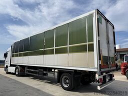 SCHMITZ SK010 Iso-Therm-Koffer 11.60m + Carrier