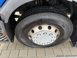 Renault D Wide 18.380 4x2 F135A.22 / Swiss-Vehicle