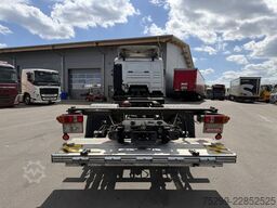 MAN 18.413 4x2 WB LKW AHK