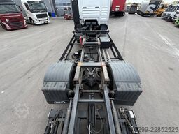 MAN 18.413 4x2 WB LKW AHK
