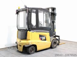 Caterpillar EP 30 CN