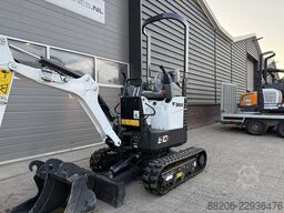 BOBCAT E10 z minigraver 2026 50 uur DEMO