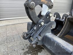BOBCAT E10 z minigraver 2026 50 uur DEMO