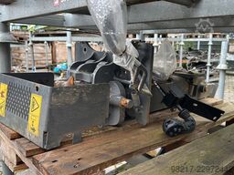 Massey Ferguson M 2 PUH   Hitch