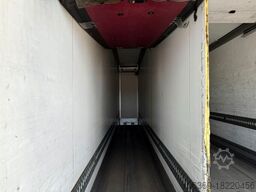 IVECO 180E32 Schmitz / Thermo King T-1200R Spectrum