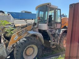 Liebherr L 524