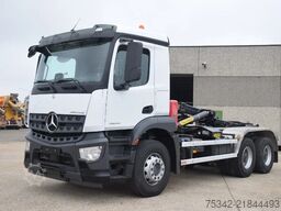 Mercedes-Benz Arocs 2643