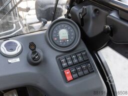 Manitou MC 30-4