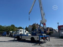 MAN 8.113 *Dachdeckerkran* Klaas* 32 Meter*