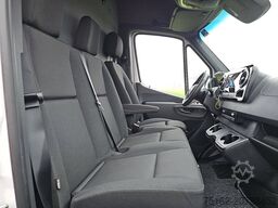 MERCEDES-BENZ ESPRINTER L2H2 300 km WLTP LED