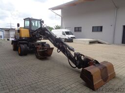 VOLVO EW60E Powertilt + Löffelpaket Klima Mobilbagger
