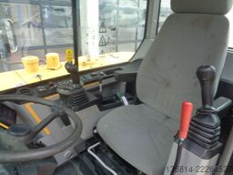 VOLVO EW60E Powertilt + Löffelpaket Klima Mobilbagger