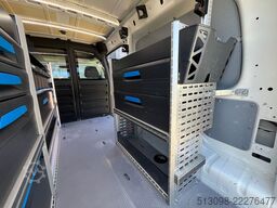 VOLKSWAGEN CADDY MAXI REGALS. TEMP. 4MOTION DACHTRÄ. KLIMA
