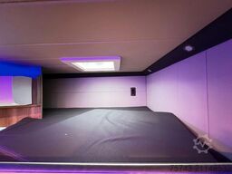 MAN 12 250 5 Pferde Pop-Out