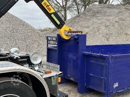 Ford F-line 6x2 Hyva Titan 20T Haakarmsysteem