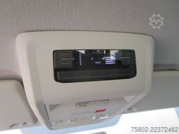 VOLKSWAGEN T6.1 TDI*lang+KLIMA+NAVI+8-Sitze+1-Hand*