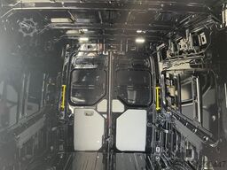 MAN TGE 3.180 L3H3 Kasten 4x4 STANDHZ ACC LENKRADHZ