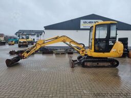 KOMATSU PC35