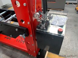 AXA P110 MR 110 Ton