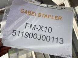 Still FM-X10