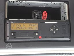 Mercedes-Benz Antos 1842   Anhähgerkupplung ACC Standheizung