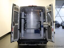 Volkswagen Crafter 2.0 TDI 140PK L3H3 EURO 6 - Airco - Nav...