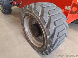 JLG 860SJ