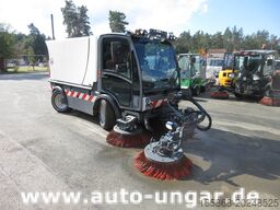 Boschung S3 Kehrmaschine urban sweeper Wildkraut