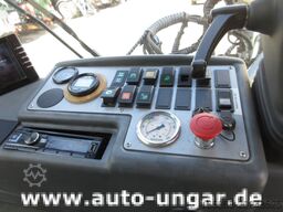 Boschung S3 Kehrmaschine urban sweeper Wildkraut