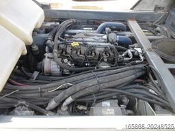 Boschung S3 Kehrmaschine urban sweeper Wildkraut