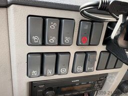 VOLVO FL 12.210 Kühlkoffer