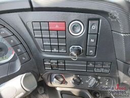 IVECO X-WAY 460 AD 3-S-Kipper + Frontkran PK18002 EH