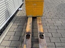 Jungheinrich EJE 220 (Gabellänge 1800 mm!!!)