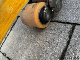 Jungheinrich EJE 220 (Gabellänge 1800 mm!!!)